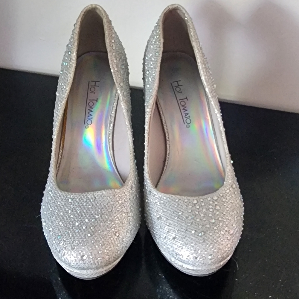 Semi used hot tomato silver sparkly heels